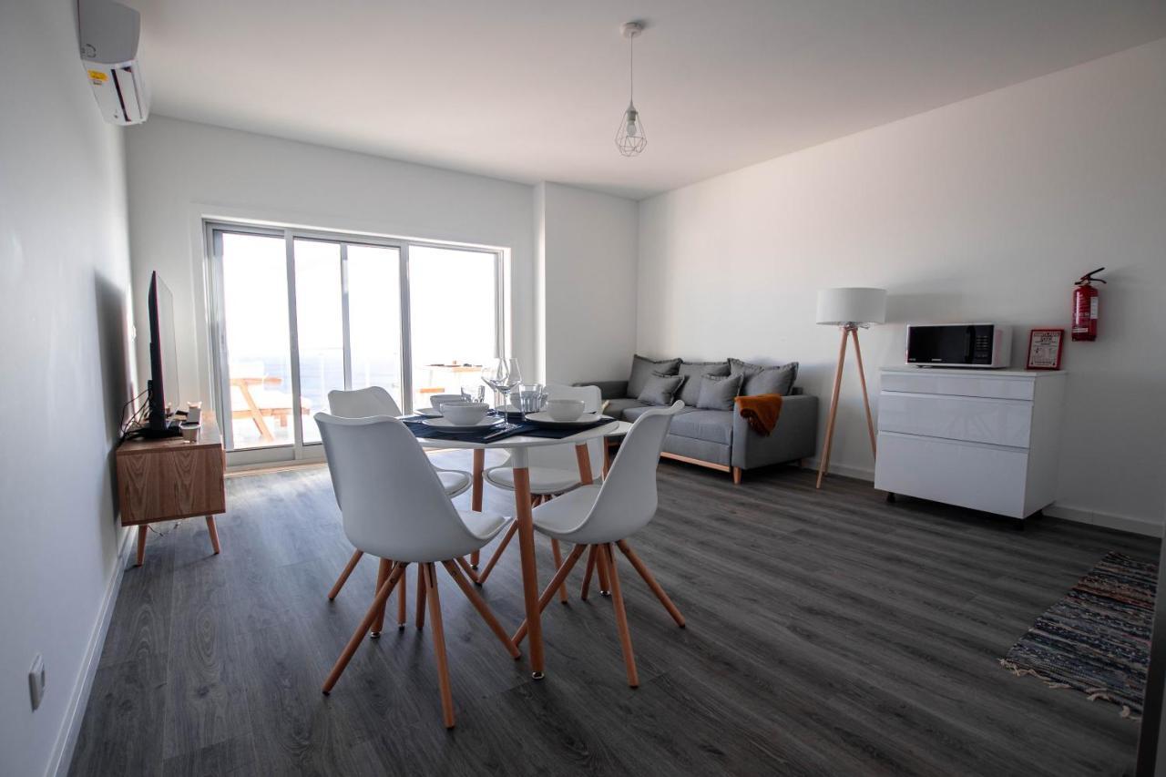 Lovely Sea View Apartment Sesimbra Extérieur photo